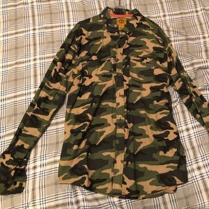 Stapleford buttoned down camo long sleeve - large